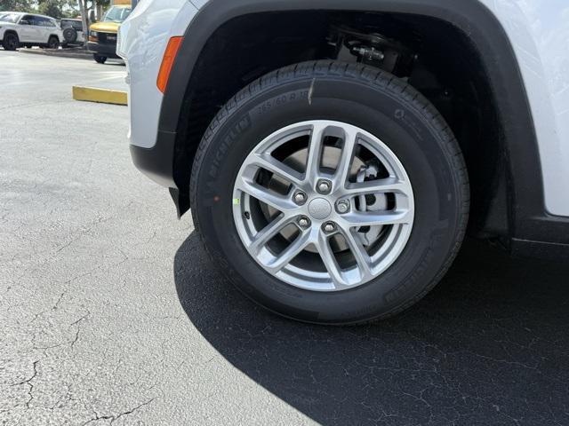 new 2025 Jeep Grand Cherokee car, priced at $37,888