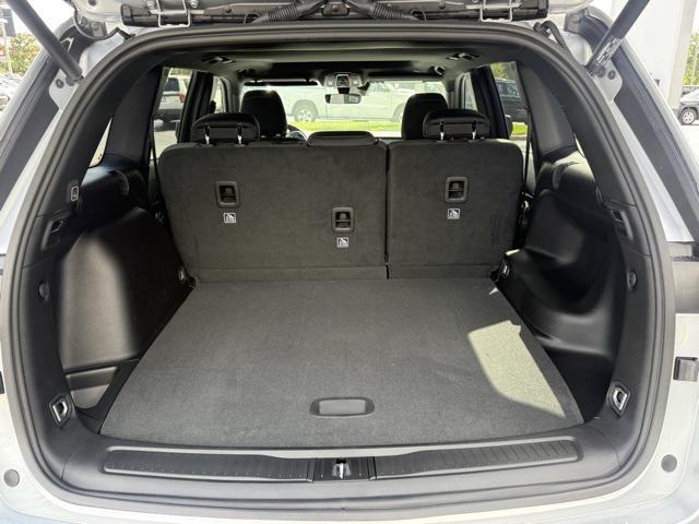 new 2025 Jeep Grand Cherokee car, priced at $37,888