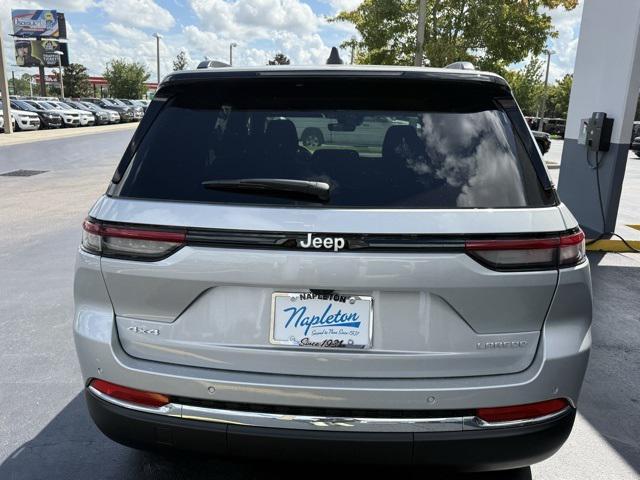 new 2025 Jeep Grand Cherokee car, priced at $37,888