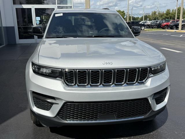 new 2025 Jeep Grand Cherokee car, priced at $37,888