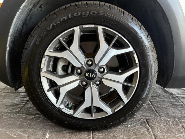 used 2021 Kia Seltos car, priced at $18,196