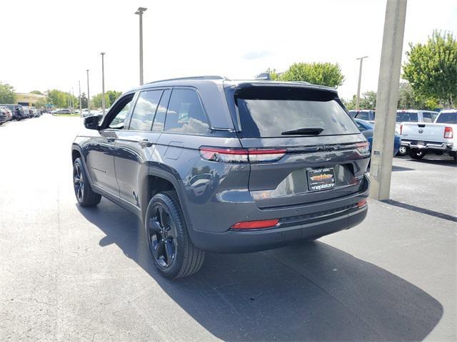 new 2024 Jeep Grand Cherokee car, priced at $39,959