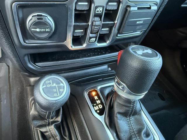 new 2025 Jeep Wrangler car, priced at $47,040