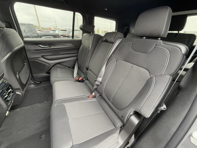 new 2025 Jeep Grand Cherokee L car, priced at $38,900