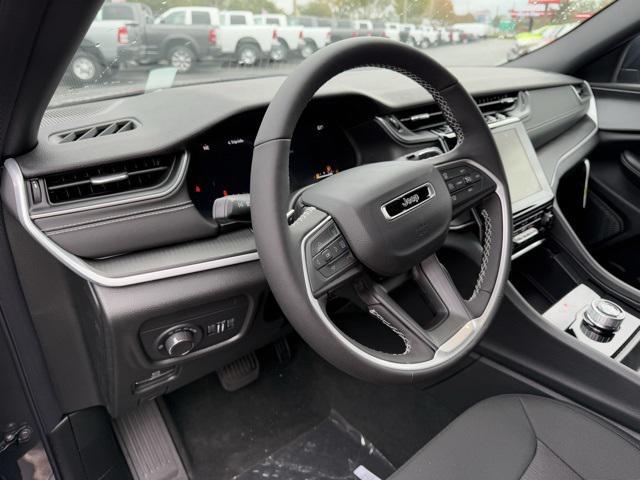 new 2025 Jeep Grand Cherokee L car, priced at $38,900