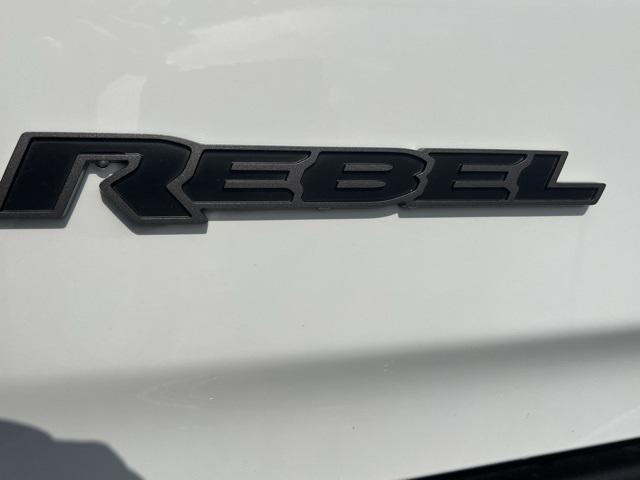 new 2025 Ram 1500 car, priced at $64,371
