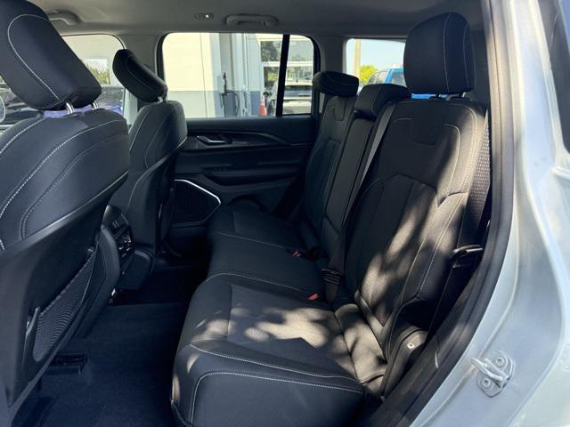 used 2022 Jeep Grand Cherokee car, priced at $28,974