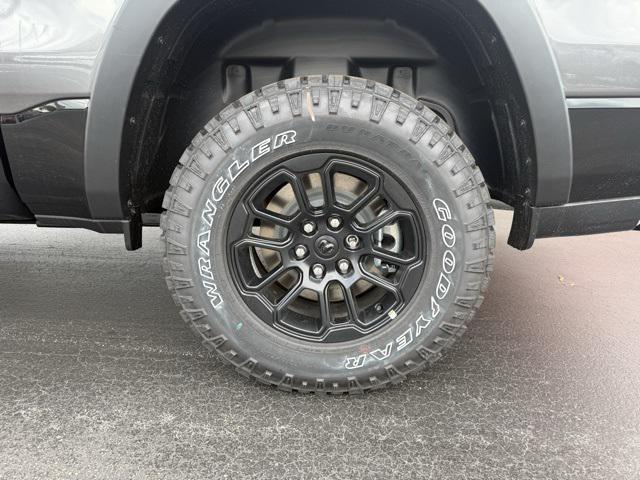 new 2025 Ram 1500 car, priced at $67,264