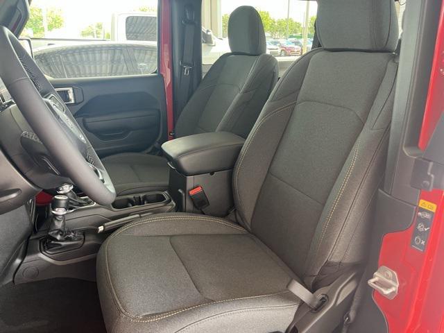 new 2025 Jeep Wrangler car, priced at $38,705