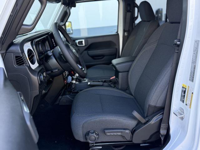 new 2025 Jeep Wrangler car, priced at $53,675