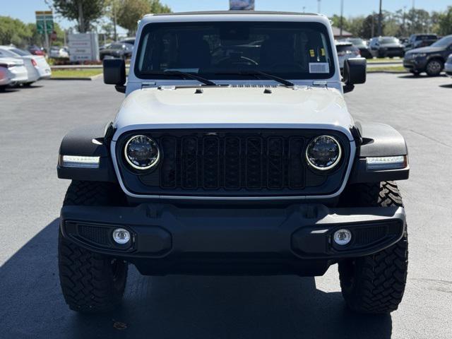 new 2025 Jeep Wrangler car, priced at $53,675