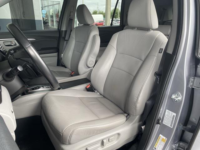 used 2022 Honda Pilot car, priced at $29,168