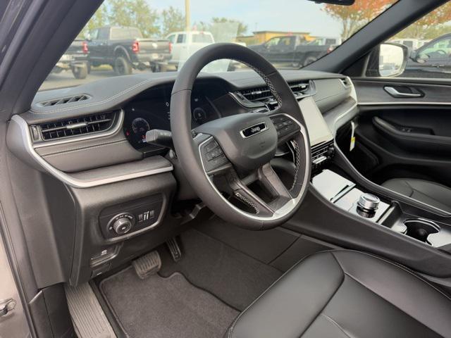 new 2025 Jeep Grand Cherokee L car, priced at $44,420