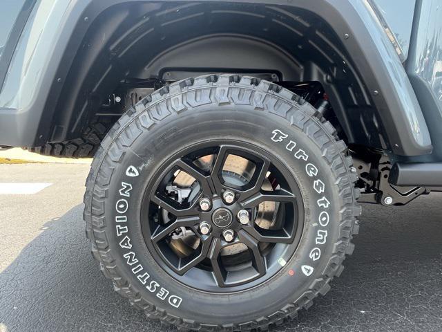 new 2025 Jeep Gladiator car, priced at $48,732