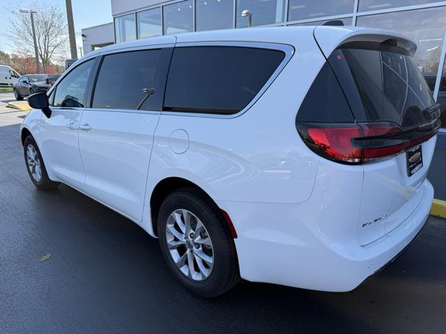 new 2025 Chrysler Pacifica car, priced at $49,035