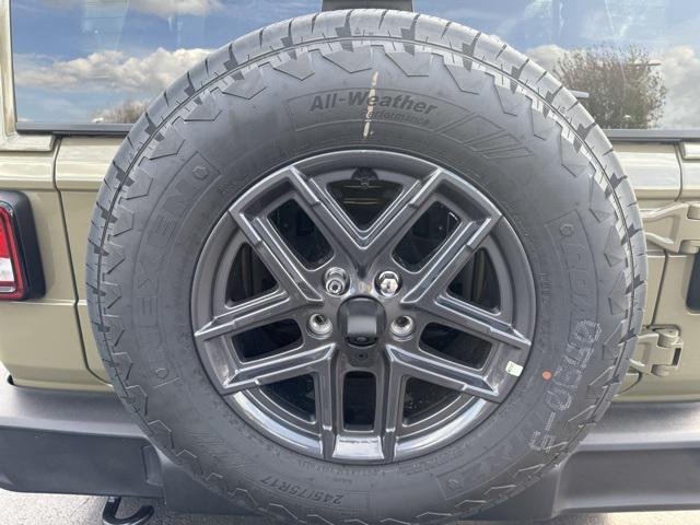 new 2025 Jeep Wrangler car, priced at $46,040