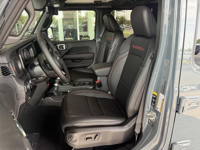 new 2025 Jeep Gladiator car, priced at $55,665