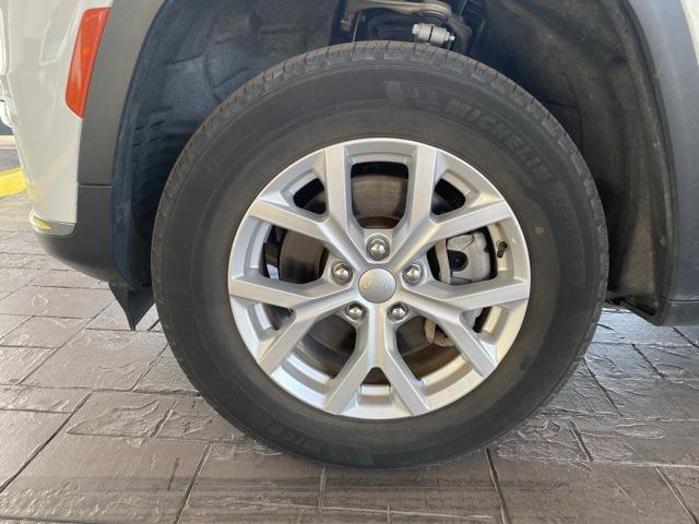 used 2023 Jeep Grand Cherokee L car, priced at $26,959
