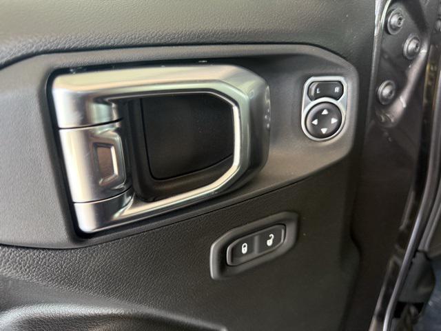 new 2025 Jeep Wrangler car, priced at $41,130