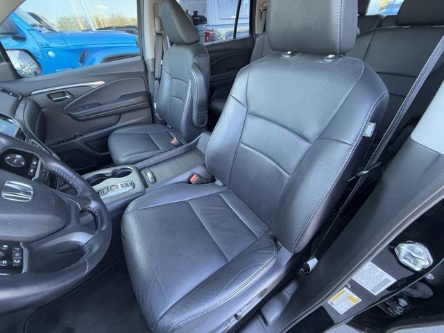 used 2022 Honda Pilot car, priced at $29,500