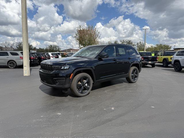 new 2025 Jeep Grand Cherokee car, priced at $39,525