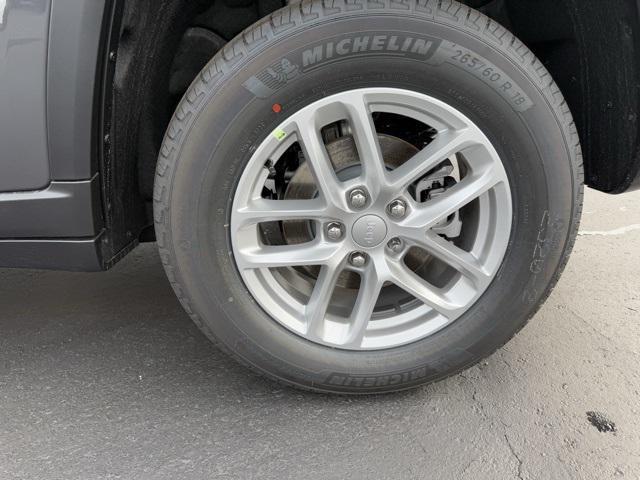 new 2025 Jeep Grand Cherokee car, priced at $36,720