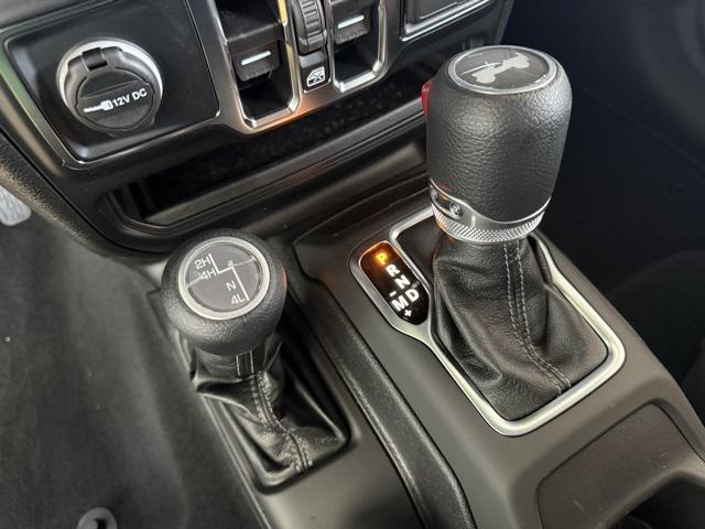 new 2025 Jeep Wrangler car, priced at $48,181