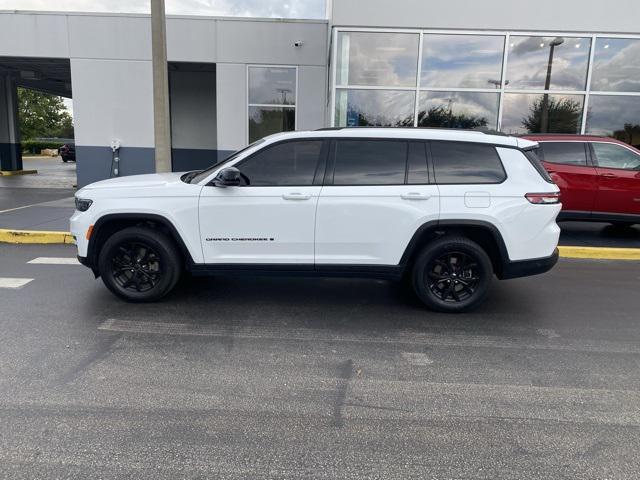 used 2022 Jeep Grand Cherokee L car, priced at $27,400