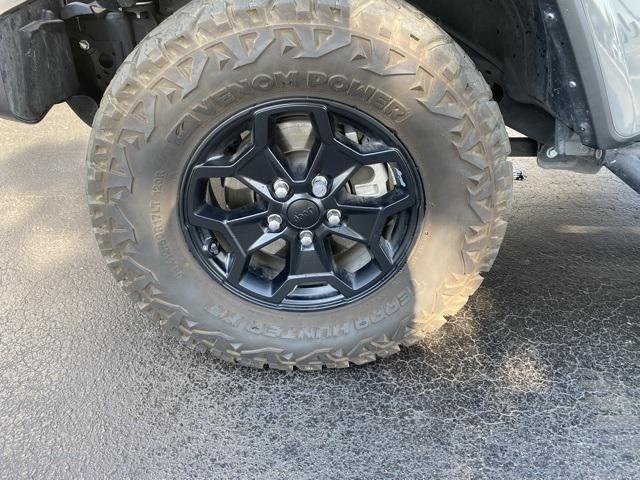 used 2022 Jeep Gladiator car, priced at $35,872