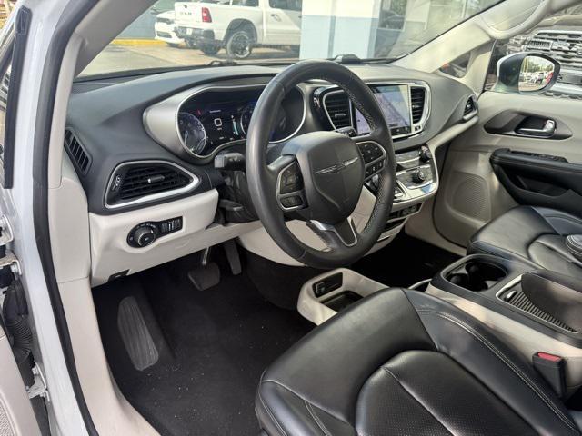 used 2023 Chrysler Pacifica car, priced at $23,214