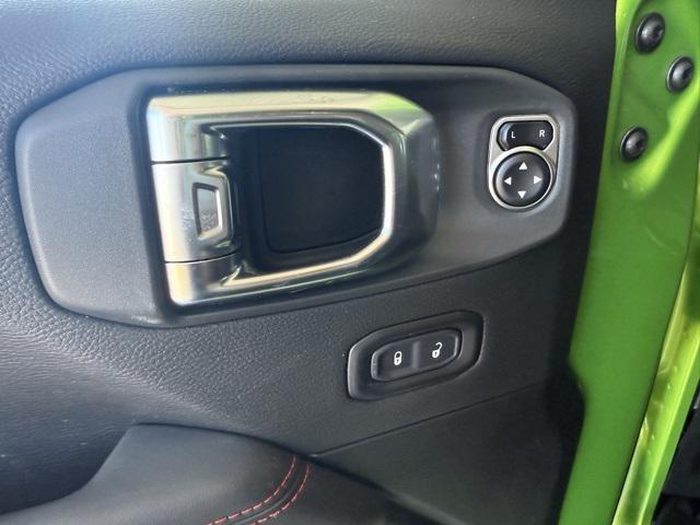new 2025 Jeep Wrangler car, priced at $60,970