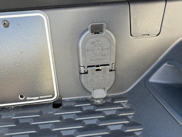 new 2025 Ram 1500 car, priced at $68,631