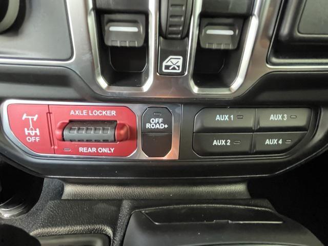new 2025 Jeep Wrangler car, priced at $53,580