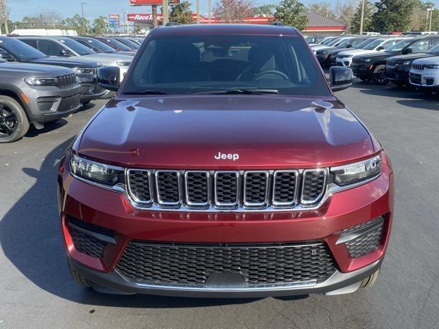 new 2025 Jeep Grand Cherokee car, priced at $38,720