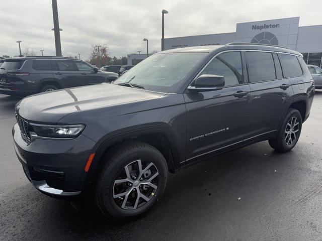 new 2025 Jeep Grand Cherokee L car, priced at $47,335