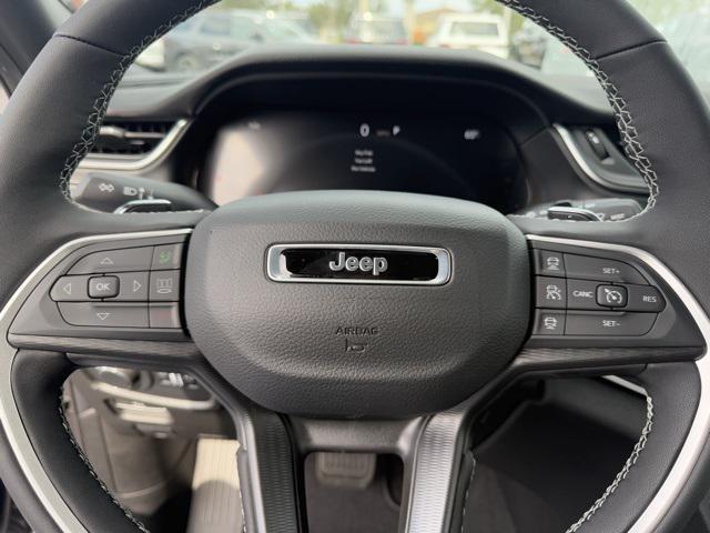 new 2025 Jeep Grand Cherokee L car, priced at $41,880