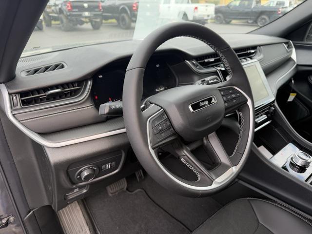 new 2025 Jeep Grand Cherokee L car, priced at $41,880