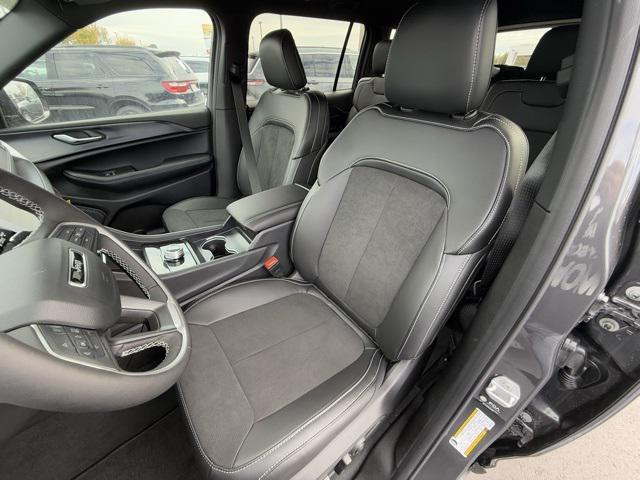 new 2025 Jeep Grand Cherokee L car, priced at $41,880
