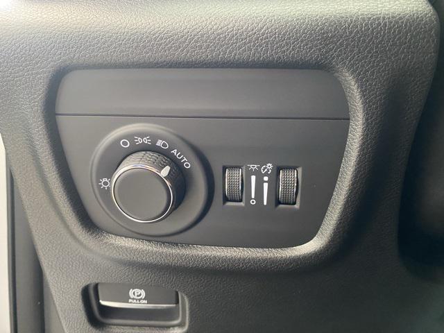 used 2025 Jeep Grand Cherokee L car, priced at $39,700