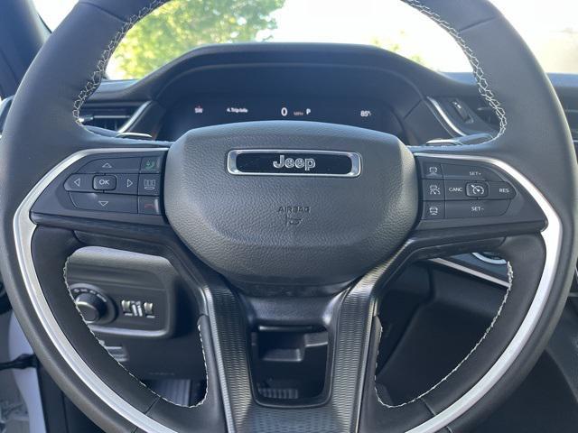 new 2025 Jeep Grand Cherokee car, priced at $41,480