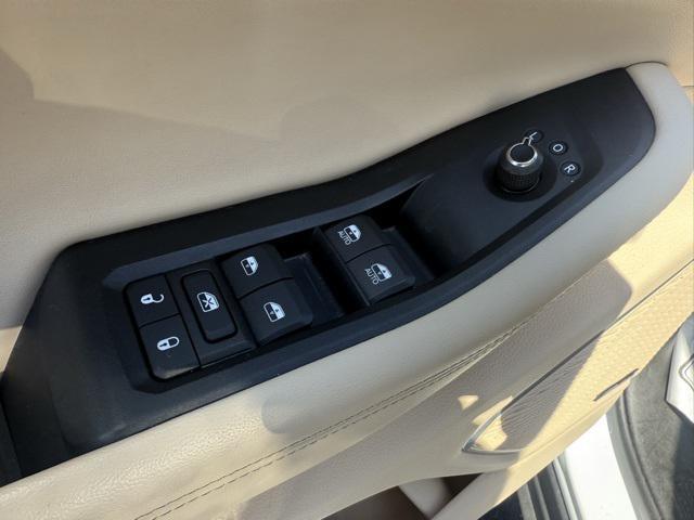 used 2022 Jeep Grand Cherokee L car, priced at $25,156