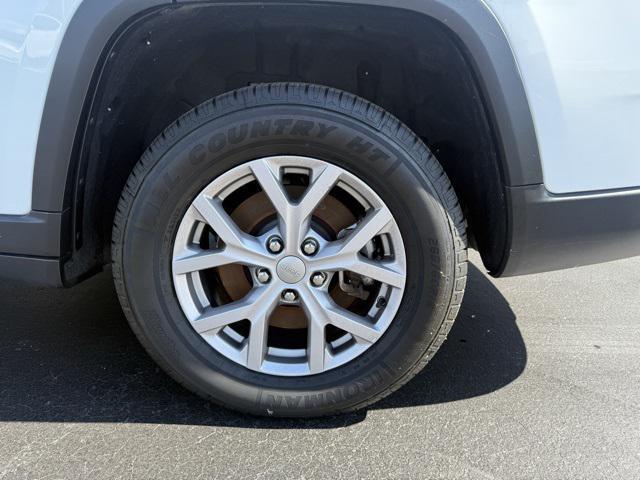 used 2022 Jeep Grand Cherokee L car, priced at $25,156