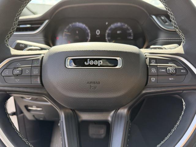 new 2025 Jeep Grand Cherokee car, priced at $41,880