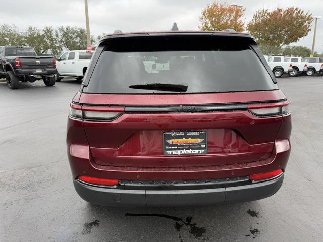 new 2025 Jeep Grand Cherokee car, priced at $42,475