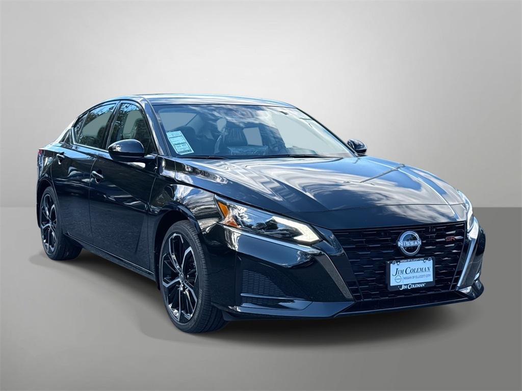 new 2025 Nissan Altima car, priced at $30,920