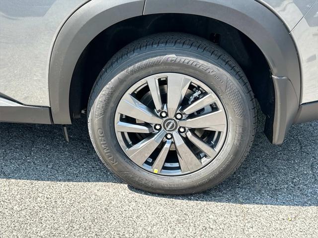 new 2025 Nissan Pathfinder car, priced at $41,965