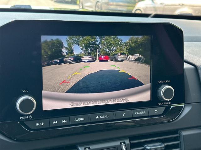 new 2025 Nissan Pathfinder car, priced at $36,983