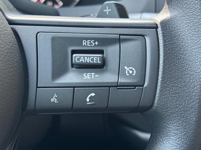 new 2025 Nissan Pathfinder car, priced at $36,983