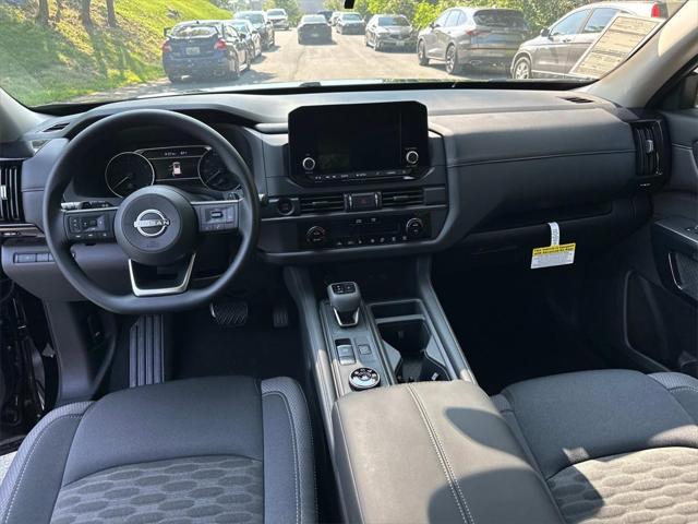 new 2025 Nissan Pathfinder car, priced at $36,983