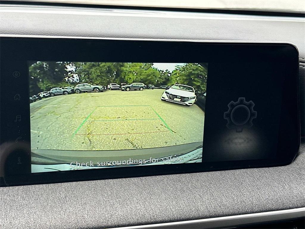 new 2025 Nissan Kicks car, priced at $24,555